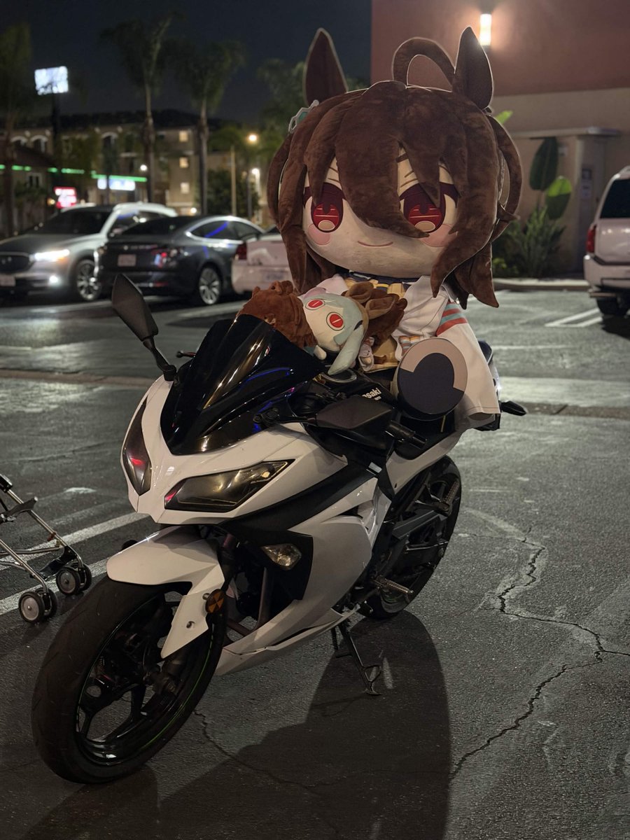 FriendlyBaron tweet media