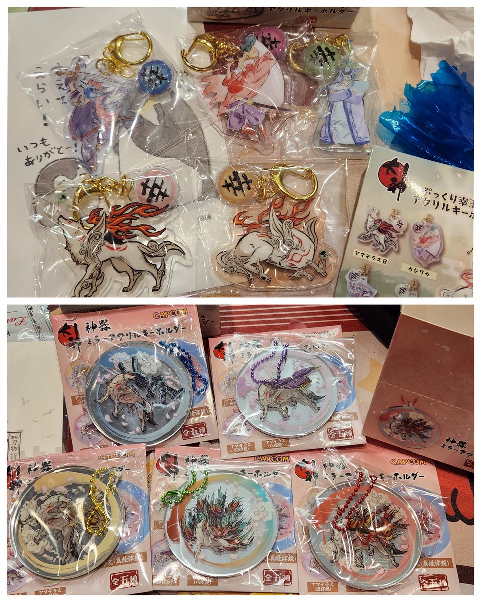 CuteChiikabu's tweet photo. I rely on my friend to buy  #Okami 新品 key chain and a huge 天照 in Tokyo Shibuya capcom store!!!  ✨✨OMGGGG!!HAPPY😭😭😭🙏
And,she drew for me😂She said she loves 天照「無禮」,so she drew it https://t.co/DNbHmutSI5