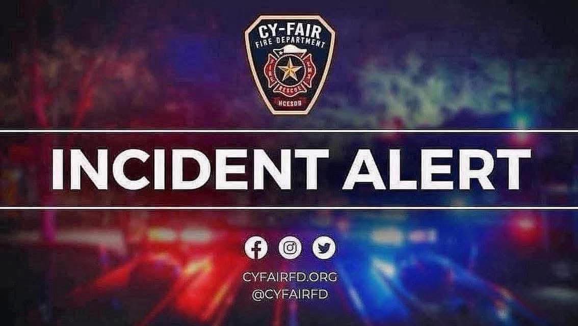 cyfairfd's tweet photo. MOTOR VEHICLE ACCIDENT 

Emergency units are working on a motor vehicle accident on 290 West bound at Eldridge, involving an overturned 18 Wheeler.

Freeway will be completely shut down.  Please look for alternate routes. https://t.co/4m0te3Nutv