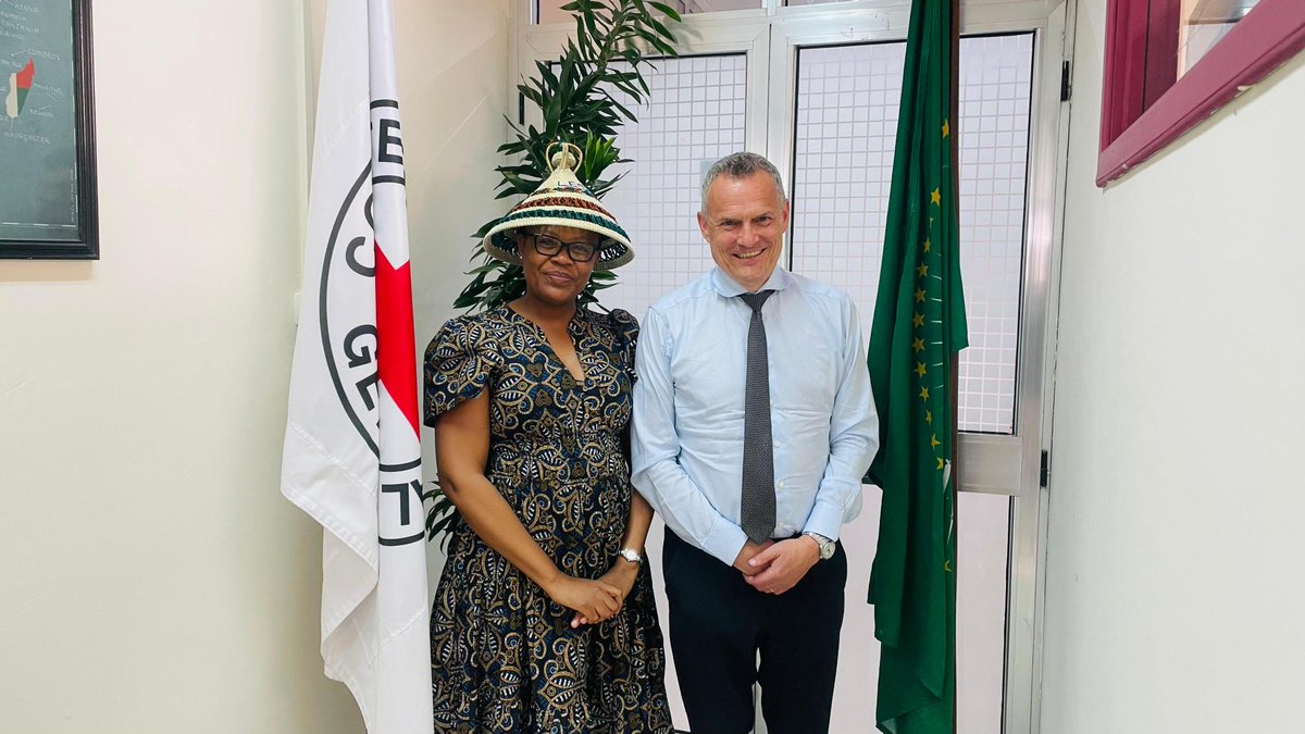 ICRC_AfricUnion's tweet photo. H.E. Ntsiuoa Sekete, Amb. of the Kingdom of #Lesotho to Ethiopia &amp; PR to #AU, paid a pleasant visit to @ICRC_AfricUnion.  Discussed the ever evolving warfare,  #ICTs and the growing impact on civilians in conflict; ahead of our joint event H.E.@MsN_SEKETE will moderate on 3 June. https://t.co/yaXrAZGrZV