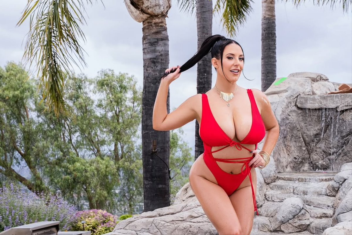 Angela White tweet media