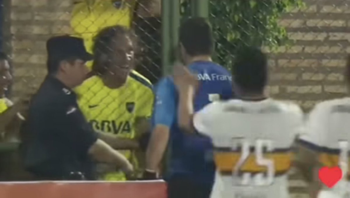 barisonzi's tweet photo. Acá se empezó la leyenda de Galloso. Va a quedar en la historia de Boca! https://t.co/x1pWHXFYG1