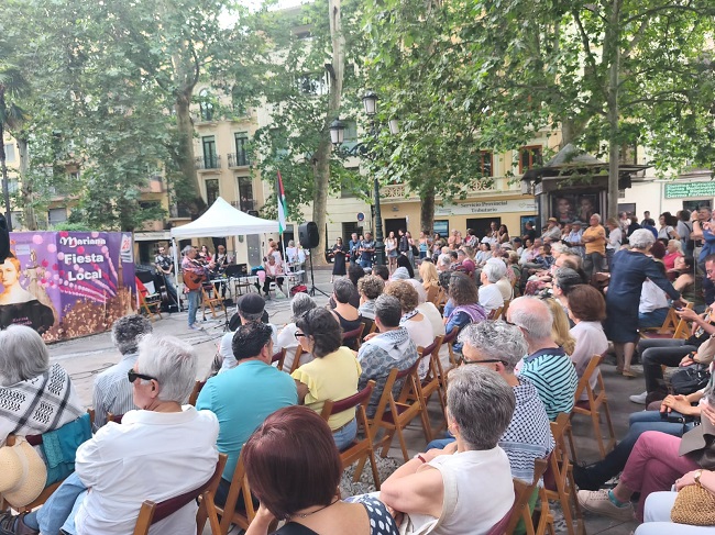 IndeGranada's tweet photo. Granada Abierta: "La fiesta local de Mariana Pineda daría un fuerte impulso a la capital cultural"

✍️La plataforma lamenta que Mariana Pineda sea más reconocida en el Parlamento europeo que en su propia ciudad.  Paco Vigueras firma la crónica del acto👇
https://t.co/vmjEYjzwIE https://t.co/YxOyEx1Ax9