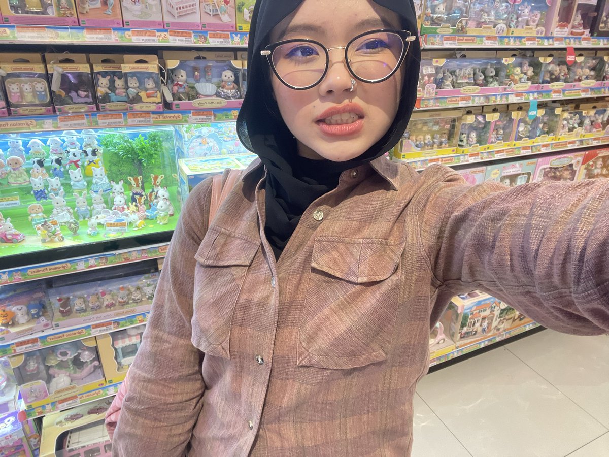 ⋆.𐙚 ̊ kaia hadid ˚˖𓍢ִ໋🦢˚ tweet media