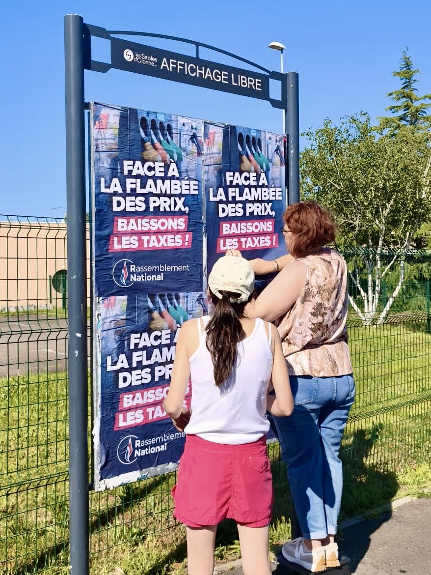 RN_Off85's tweet photo. 🇫🇷 Nos militants toujours présents sur le terrain pour défendre votre pouvoir d’achat ! https://t.co/4dEajFvYmT