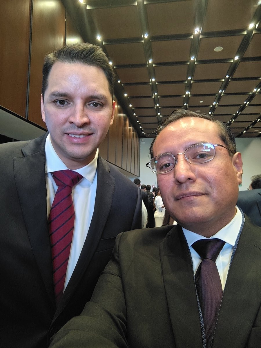 eduluna1519's tweet photo. 22/05/26 Protesta Buró Ejecutivo de la @CONAMM

Felicitaciones
Presidente Nal @yancolozano: “Municipalismo como motor de la Nación”

Co Presidentes @LopezCasarinJ @CruzPerzCuellar @rimoba @carlosvpmva

Presencia
@ClaraBrugadaM
@AristidesRodri
@A_QuinteroMX

#Municipios
#Alcaldías https://t.co/n3fYjwxnOM