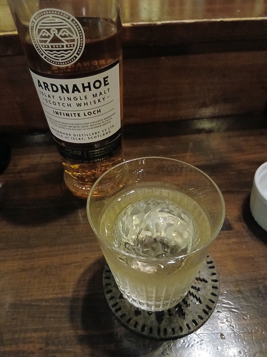 DEASCALDEAS1's tweet photo. 飲んだことないウイスキー https://t.co/8VHANl1AwT