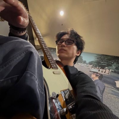 evan tweet media
