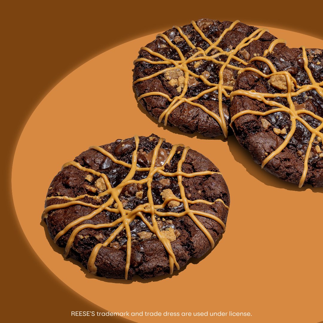 Crumbl tweet media