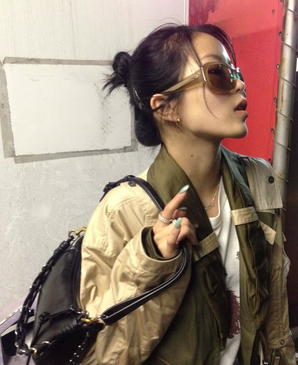 cfhinateam's tweet photo. hina_yshr instagram update. https://t.co/7sH9OL9MIZ
