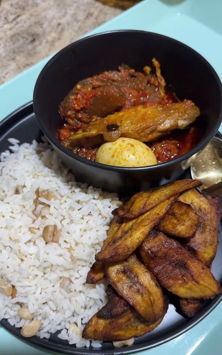 edibaby21's tweet photo. Foods I eat as a broke Nigerian student (Pt 2) https://t.co/YOQYazFcwT
