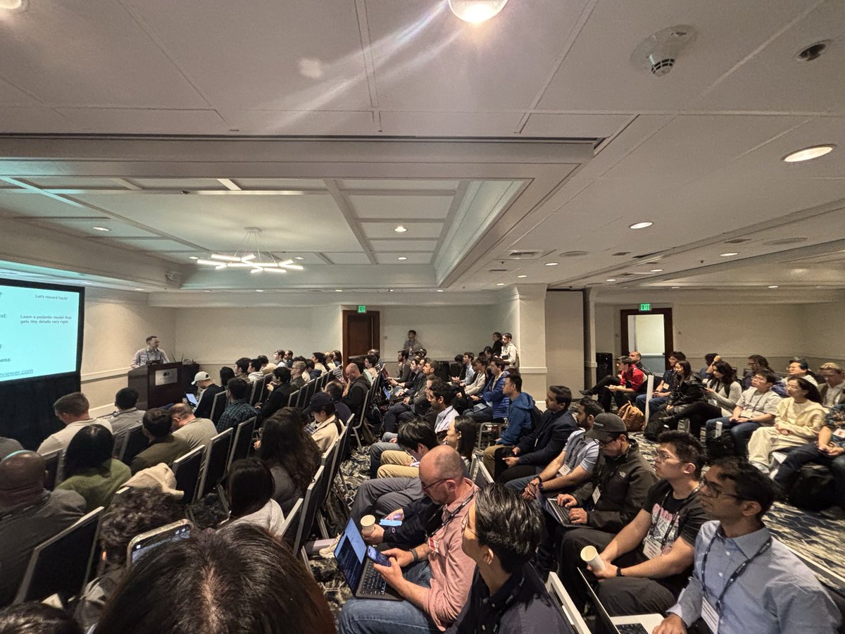 mertcemri's tweet photo. Workshop continues with @gneubig ’s talk! https://t.co/YaqrfqFbLG