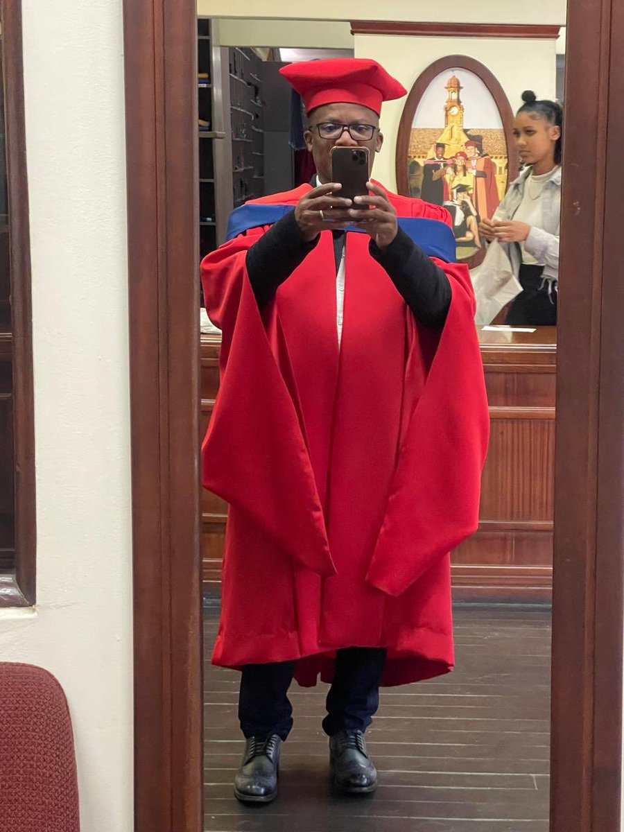 Panyaza Lesufi tweet media