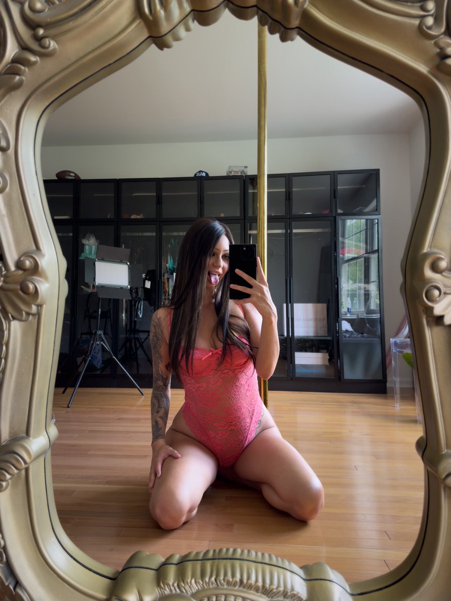Casey Mae tweet media