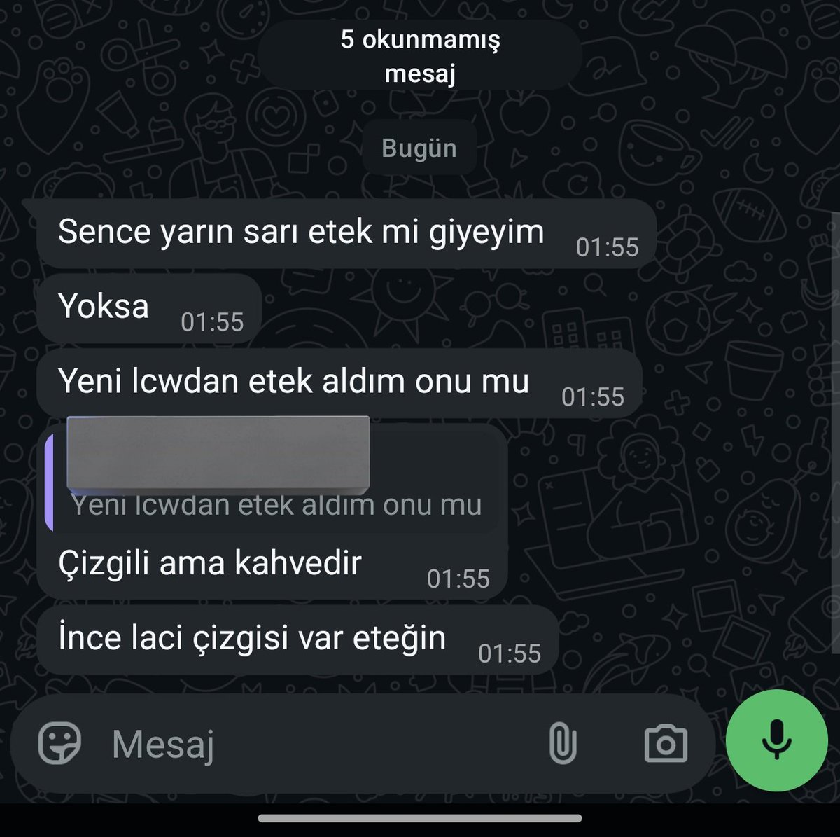 rukiselvi's tweet photo. Gece yarısı varoluşsal sancılarımı bolen o zattirizort mesaj https://t.co/hDZuQ4xDfv