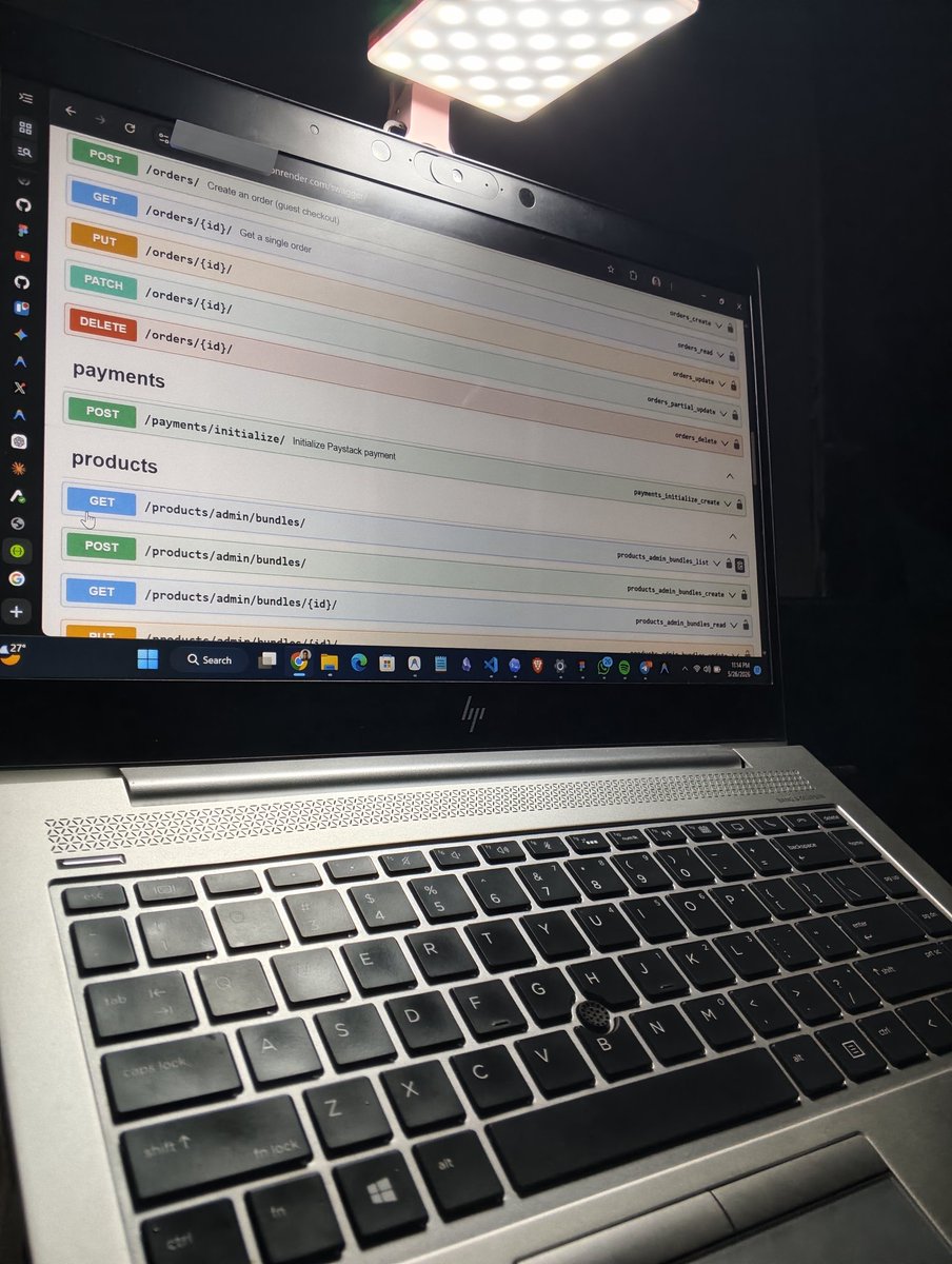 KelvinOmoluyi's tweet photo. Got my myself comfortable in my modest setup ✨

Late night integrating APIs from a swagger doc

Who's still up and active? https://t.co/Eo0qgAssA6