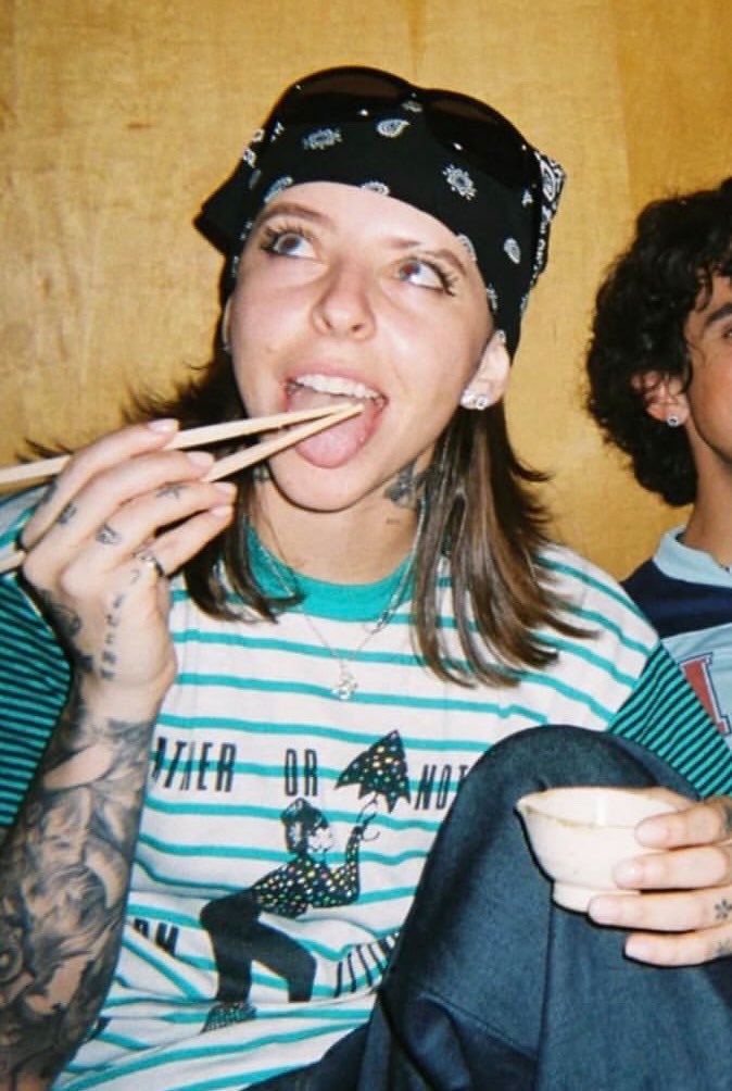lou ꕤ MIKOQUETTE BACK??? tweet media