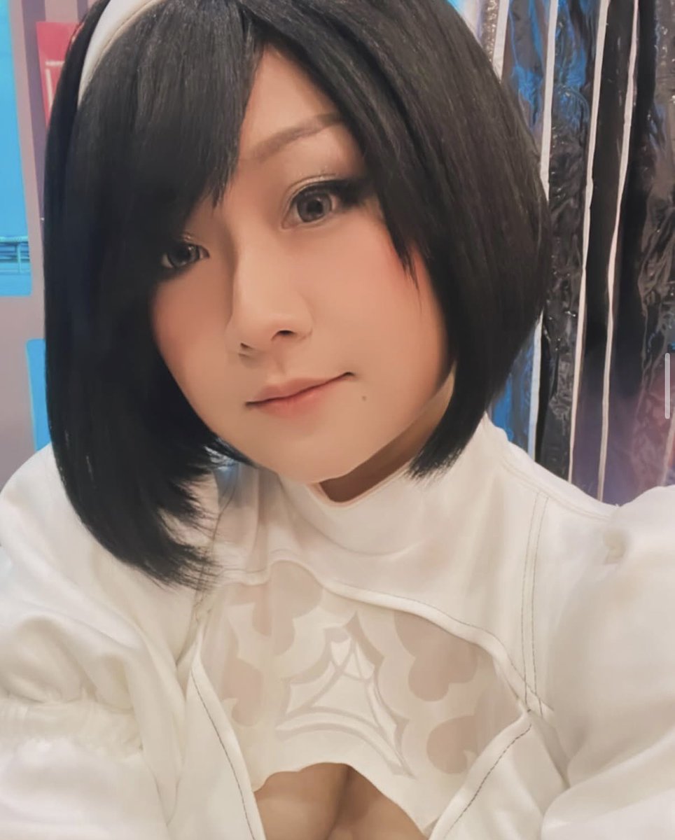 Nulfii_'s tweet photo. ALRIGHTY I got commissions to finish for folks 

Here’s my 2p face card, I loved wearing her but I no longer have her wig and I gotta launder the cosplay (suede is a bitch to clean)

Have a good day!!!! ✨✨✨ https://t.co/USOtkcZGll