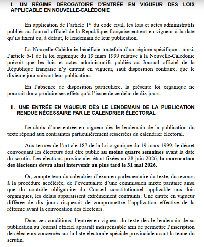 gcdebauer's tweet photo. Pourquoi l’amendement ajoutant les conjoints devait être repoussé ? Pas en raison du risque juridique, mais en raison du timing très serré.

Le Sénat et l’Assemblée nationale doivent adopter un texte identique. L’ajout des conjoints dans le texte par un amendement lors du débat à l’Assemblée nationale, s’il avait été voté, aurait conduit à l’adoption d’un texte différent de celui adopté par le Sénat. La procédure parlementaire prévoit, dans ce cas, que le texte soit soumis à une deuxième lecture, et à une commission mixte paritaire CMP (cf. article 45 de la Constitution).

Or, le rapport de la commission des lois de l’assemblé nationale sur le projet de loi organique nous l’indique : les élections provinciales vont avoir lieu le 28 juin 2026, le délai de convocation est de quatre semaines (soit le dimanche 31 mai au plus tard).

Un renvoi du texte devant le Sénat ou une CMP aurait entrainé des délais d’adoption incompatibles avec cette échéance.

Moralité : tout s’est joué devant le Sénat. Le contenu du texte était scellé à sa sortie.

Pour que l’élargissement du droit de vote aux provinciales au profit des natifs soit effectif pour ces élections, il faut que le décret de convocation soit pris après l’entrée en vigueur de la loi organique.

La date d’entrée en vigueur des lois en Nouvelle-Calédonie est habituellement de 10 jours après leur publication au journal officiel (source : loi organique n° 99-209 du 19/09/1999, article 6-1). C’est pourquoi la loi organique sur les conjoints a prévu dans son article 2, que le texte entrerait en vigueur dès le lendemain de sa publication.

On devrait donc avoir le calendrier suivant :
- Le 28 mai, décision n° 2026-905 DC du CC ;
- Le 29 mai, publication de la loi organique au JORF ;
- Le 30 mai, signature du décret de convocation des électeurs ;
- Le 31 mai, publication du décret.

Enfin, pour que ces natifs figurent sur la LESP sans avoir de démarches à accomplir, la loi a également prévu que ces électeurs soient inscrit d’office, en modifiant l’article 189 de la loi organique.