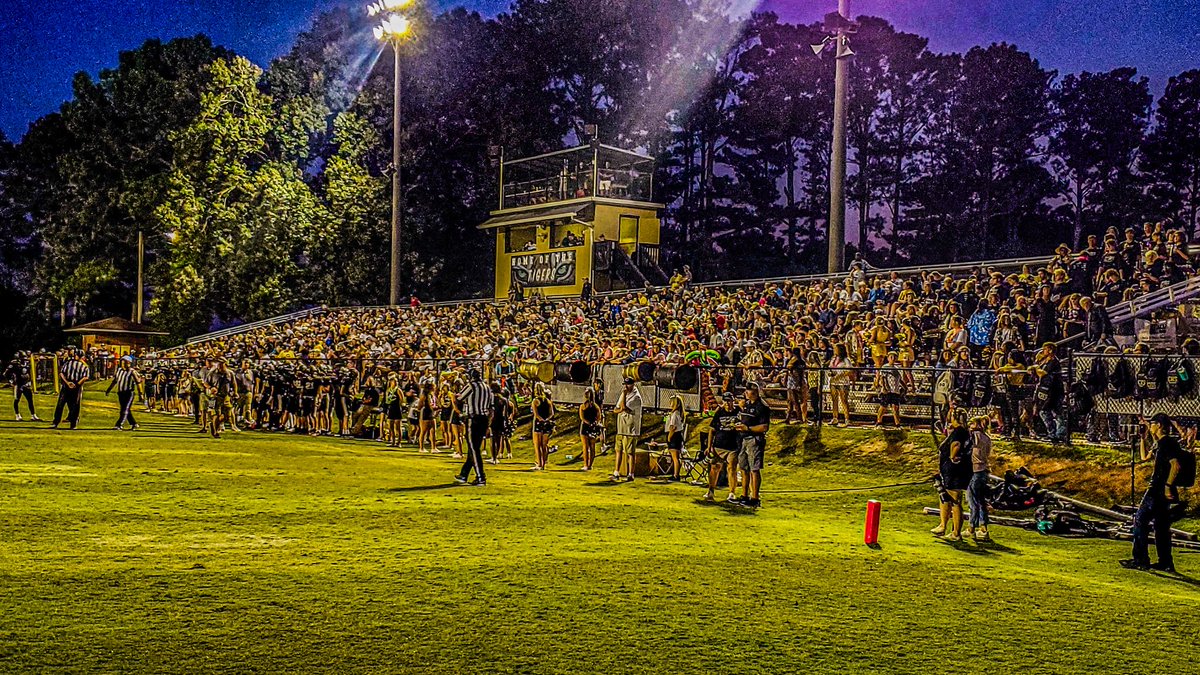 Commerce Tiger Football - Fan Page tweet media
