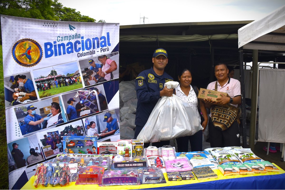 FNA_ArmadaCol's tweet photo. En la comunidad indígena Murui de Puerto Refugio, #Putumayo, la XVII Campaña Binacional Colombia – Perú 2026 realizó 313 atenciones en salud, entrega de medicamentos, ayudas y suplemento alimenticio, fortaleciendo el bienestar y el acompañamiento a las comunidades ribereñas. ⚓💙 https://t.co/oJGDYC21Qr