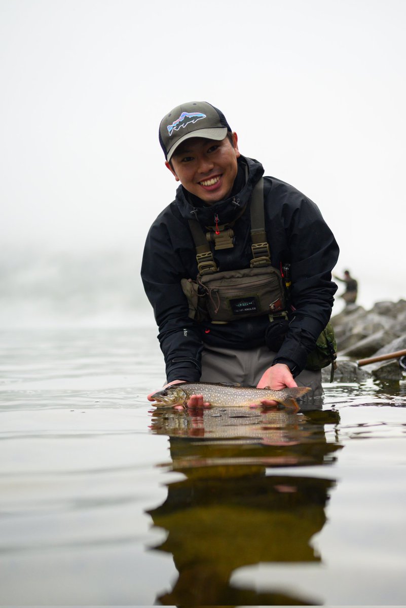 ippei_n0613's tweet photo. 三度目の挑戦でやっと釣れてくれた憧れの魚🐟️

#レイクトラウト 
#rapala 
#ラパラ https://t.co/xdKM6qgSnc