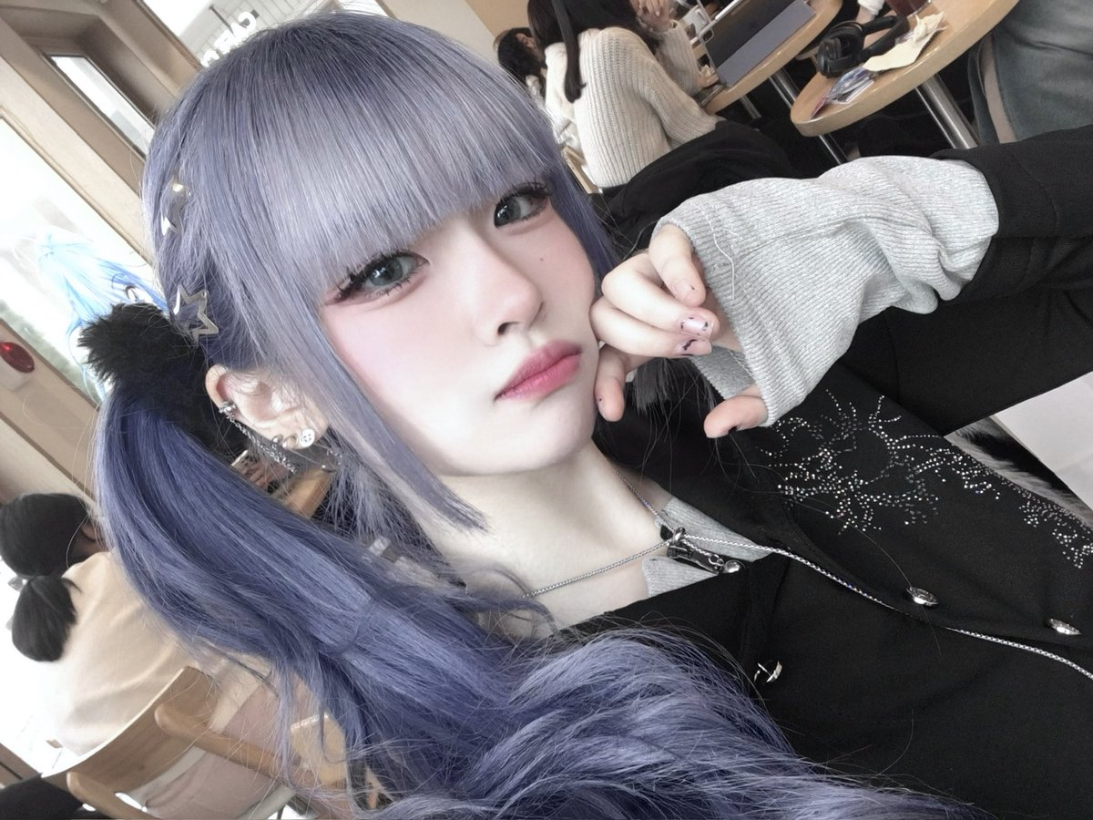 단 tweet media