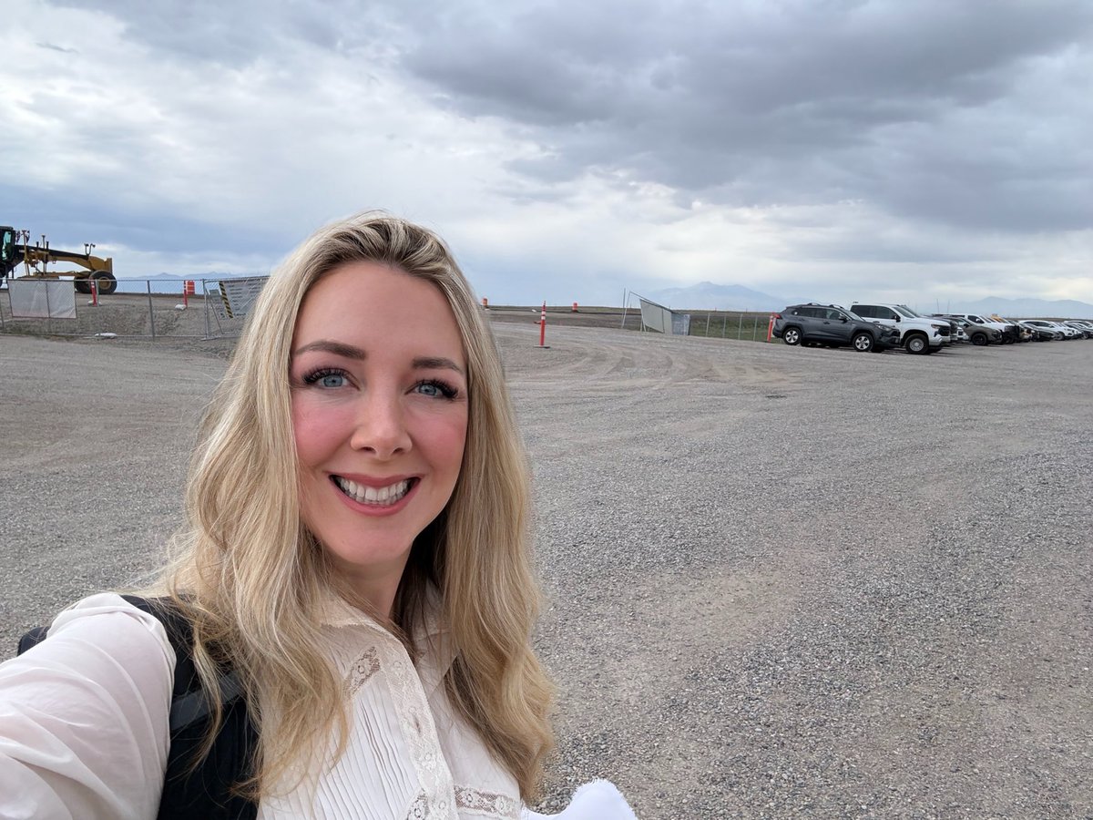 caorilne's tweet photo. This week i was in Idaho to visit a couple of our sites. First up, the Aurora-INL site. ~ 100 people on site every day, working 24/7. Kiewit killing it as a partner, both moving efficiently and with a safety first culture. https://t.co/XC9xHtD5tV