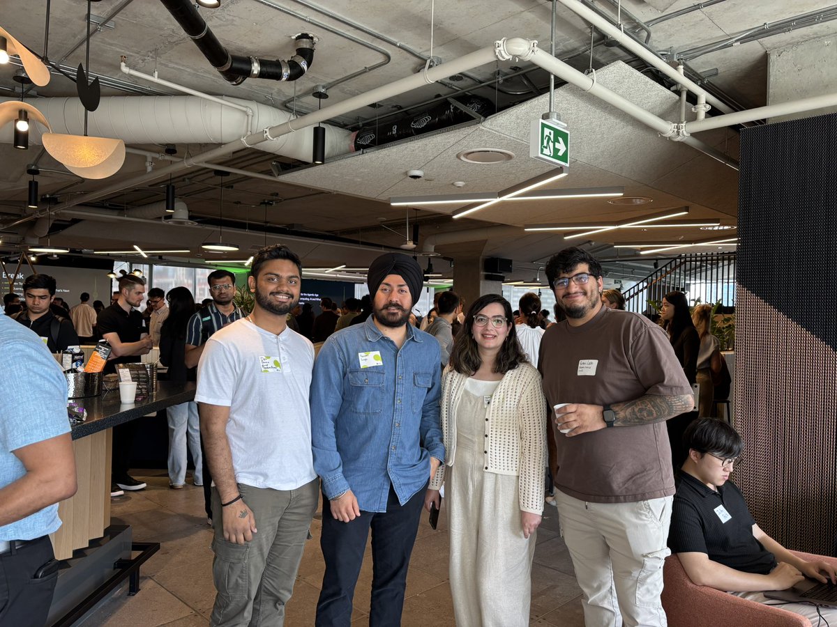 busycaesar's tweet photo. @TribalScale at @Shopify Tech Talk! 

@TOtechweek #TTW https://t.co/e0cow5Fsr4