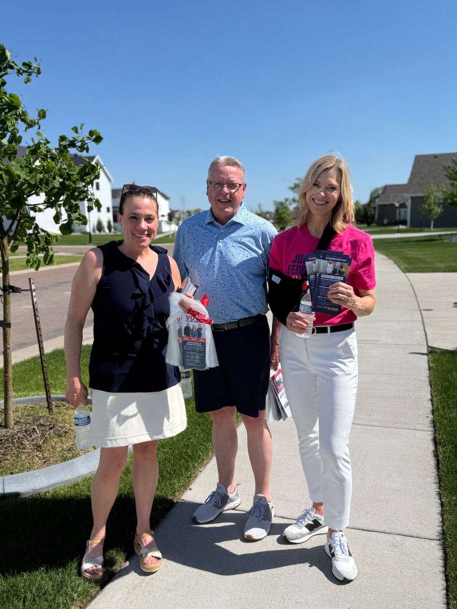 fedorchak4ND's tweet photo. Day isn’t over! Next up is District 27 to knock doors with Kristin Roers and Greg Stemen. North Dakotans are excited to get out and vote for these great common-sense conservatives! https://t.co/q2FicZxNMu