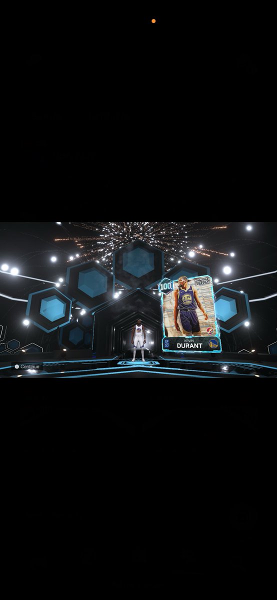 YoulTooTuff's tweet photo. Got him from the free 100ovr pack https://t.co/y5ImO247rN