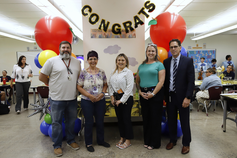 episdsuper's tweet photo. We proudly recognize William Coon and Noemi Gonzalez of Canyon Hills Middle School as the campus’s first educators to earn local designations through the Texas Teacher Incentive Allotment (TIA).

Learn more ➡️ https://t.co/OO1nwPHioG

#ItStartsWithUs #ElPasoISD @CHMSPumaPride https://t.co/CI8ulEo6pE