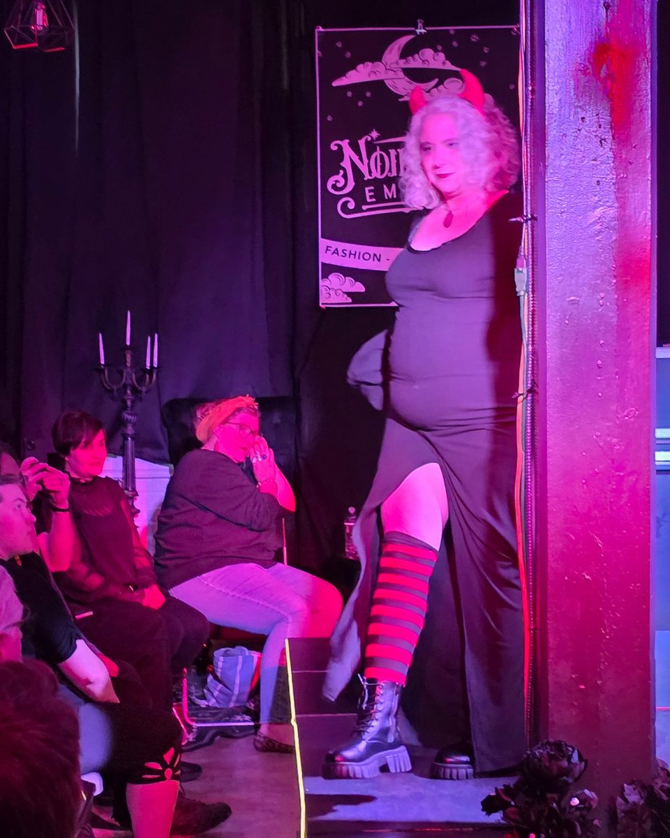 MagicalBuffet's tweet photo. My brief stint as a runway model for Noir Star Emporium. https://t.co/fU6n7cm0oZ