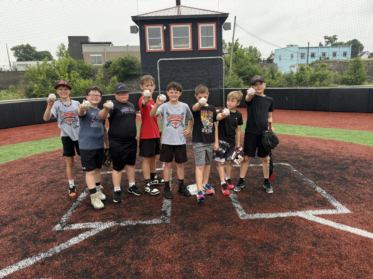 LHSBASEBALL9's tweet photo. Great first day of camp with an awesome group of future Tigers! Here were our winners of our exit-velocity and baserunning competitions! https://t.co/oH2mmWlxqy