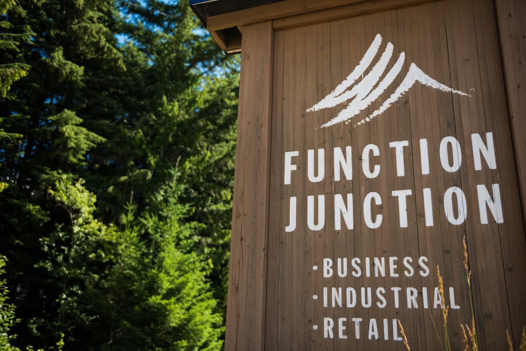 RMWhistler's tweet photo. From development in Function Junction to wastewater treatment plant and Meadow Park Sports Centre infrastructure upgrades — catch up on key items from the May 12 Council meeting.

Read the full Council summary blog 👉 
https://t.co/0dCuMwke4N

📸 Mike Crane, Justa Jeskova https://t.co/bAwNeV3vYI