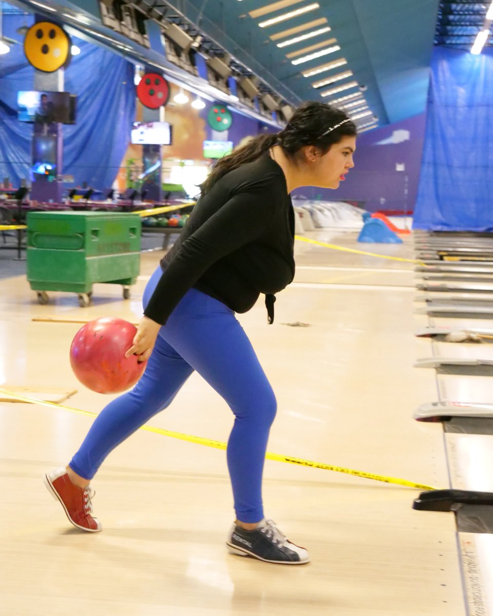 pacificautism's tweet photo. Bowling day fun 🎳

Some of our JET (Jobs, Education &amp; Training) participants spent the day at the bowling alley enjoying friendly competition, lots of laughs, and a few strikes along the way! https://t.co/OSxwRaI5gW