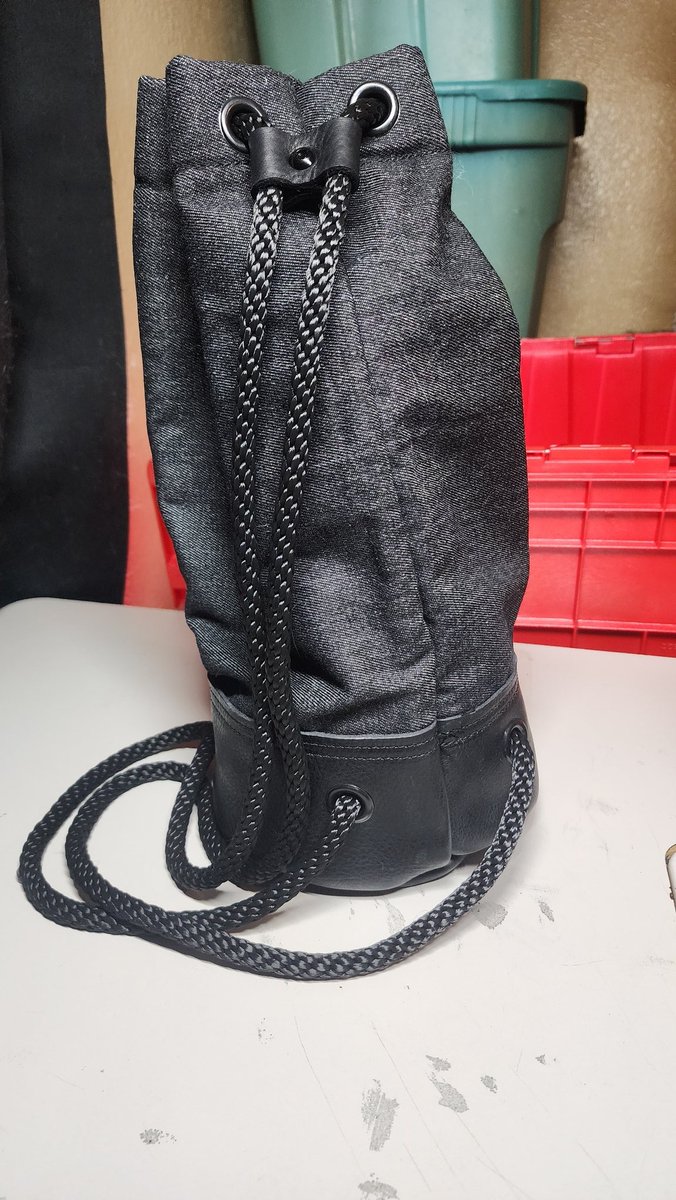 SquatchworX's tweet photo. Giving this #denim in a dark charcoal/ black colour a try with black/blue/red oil tan #leather bottoms. Have a favourite colour combo youre looking to have made into a #dittybag? #Squatchworks has the #bags youre after. https://t.co/svXhJdmXbz