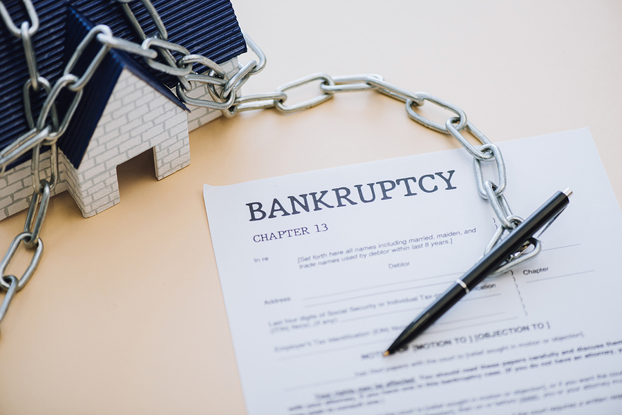 DebtRelief305's tweet photo. The Pros and Cons of Filing Chapter 13 Bankruptcy in Florida. 🧑‍⚖️https://t.co/sKbYxYTAgN #prosandcons #Chapter13 #bankruptcylawyer #miamibankruptcy #reorganization #consumerbankruptcy #debtrelief #legalhelp 
Questions on this topic❓ Or if you would like to schedule a free consultation 
📞 305-285-9100
⚖️30+ Years Bankruptcy Experience💼 
🌐 https://t.co/gpqqPUxzFb