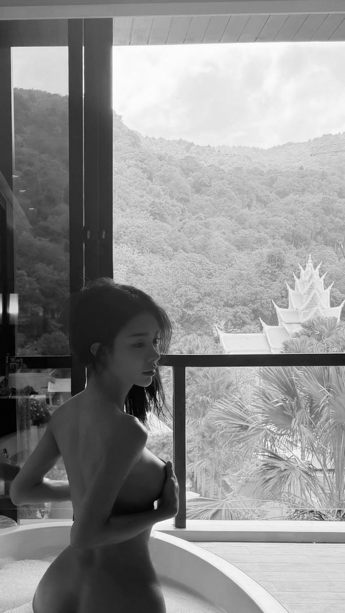 Yuriboth69th's tweet photo. 😗 https://t.co/XYTGBRnGCA