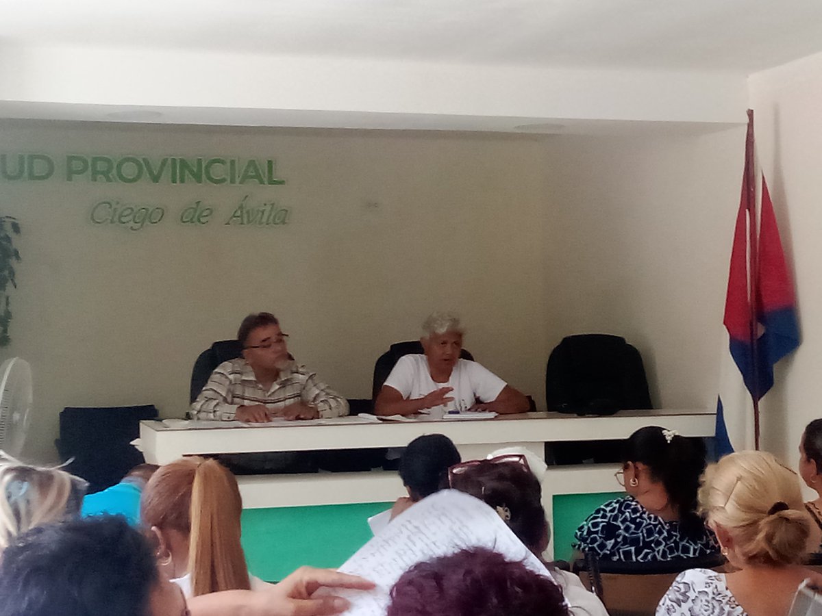 Pol_Belkis1984's tweet photo. Se realiza reunión estratégica del PAMI en la dirección general de salud provincial en Ciego de Avila
#CubaVencerá 
#CubaSeDefiende 
#LatiendoConFidel 
#LatirAvileño
@MunicipalCiego https://t.co/N8aLBTo4KP