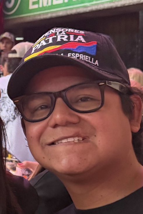 🕊️🇨🇴 tweet media