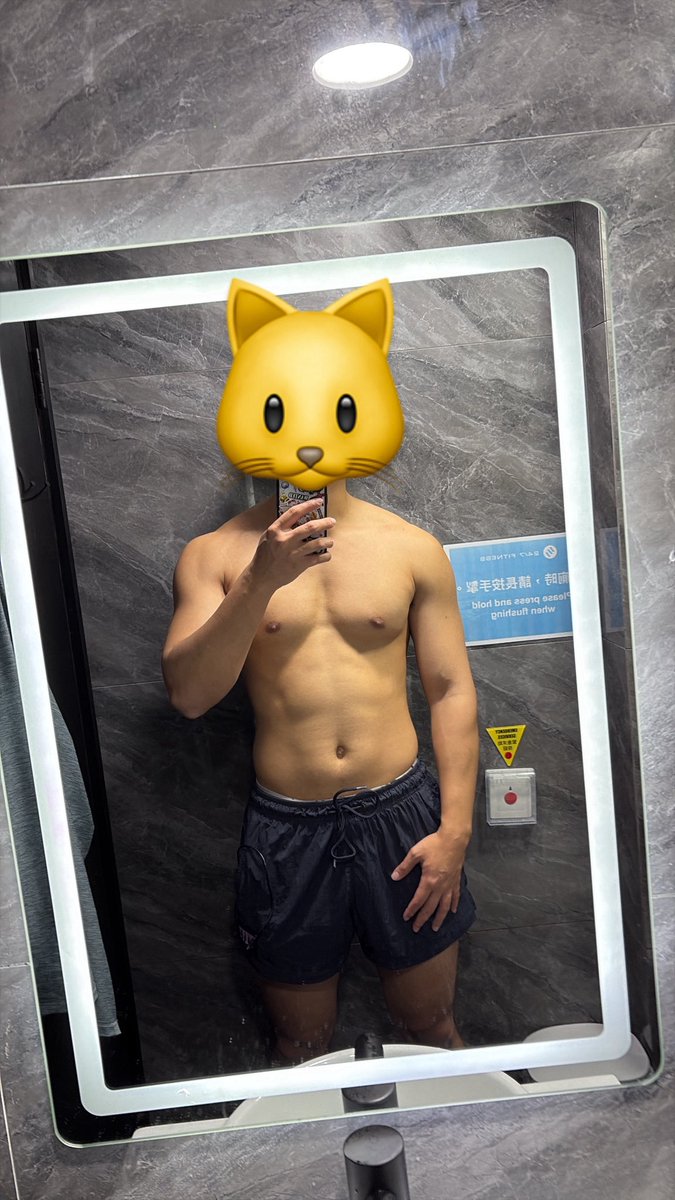 fhfutgto's tweet photo. 唔經唔覺已經一齊左年幾，想分享一下我男朋友（狗哥）係一個gym撚，而我係一個car撚（cardio個car），然後我就會成日叫佢同我跑步，原因就係心肺唔夠勁肌大會對身體好大負擔，驚佢早死過我，然後佢就會冇啦啦比我屌😹

但佢個波咁大又真係嬲唔落😢 https://t.co/iBwEKoqqVn