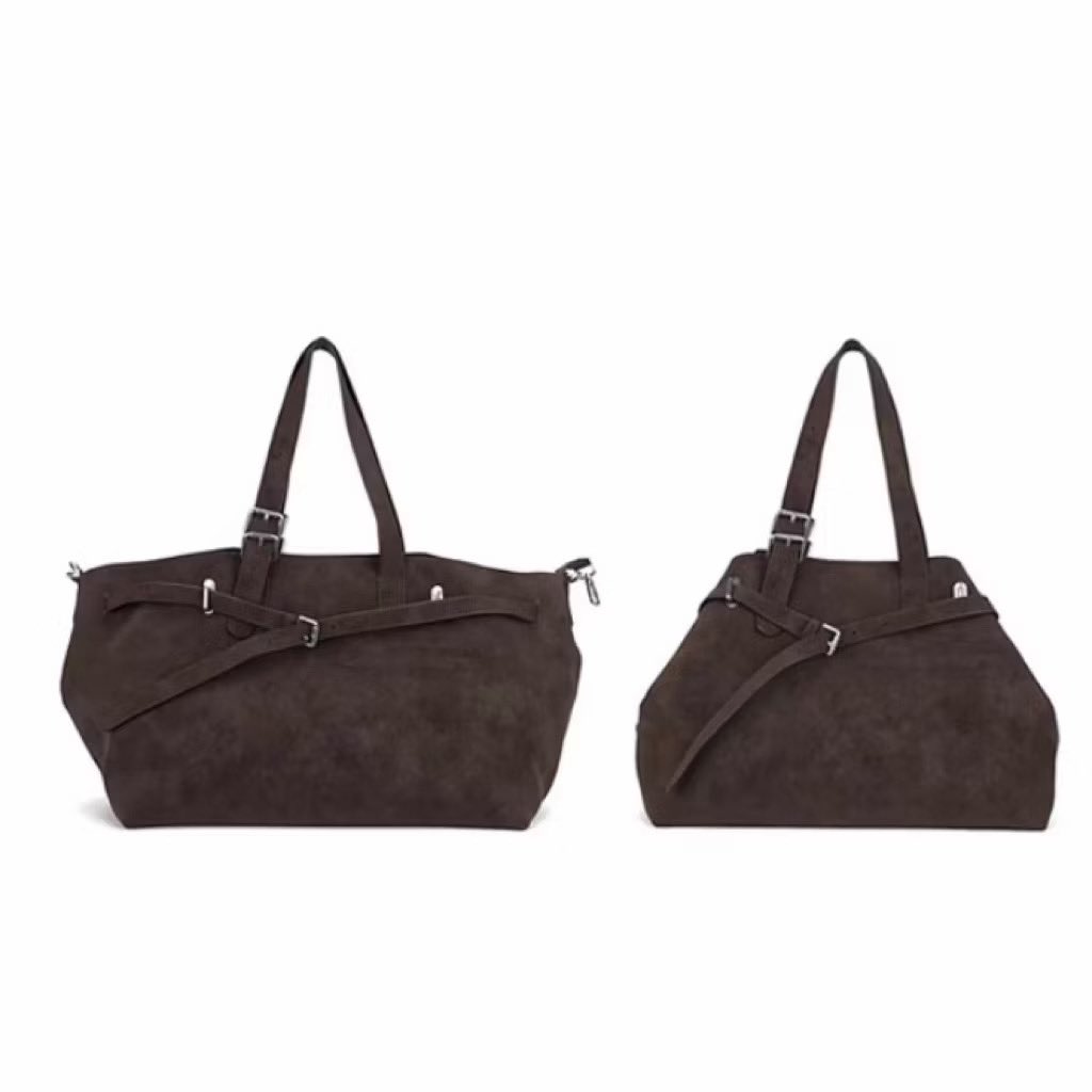 biebiebiebarrr's tweet photo. ส่งต่อ Jandress รุ่น Gallini Tote Bag Size:L
- ใช้ 1 ครั้ง 
ส่งต่อ 850 รวมส่งคับ
#ส่งต่อมือสอง #ส่งต่อกระเป๋า #ส่งต่อเสื้อผ้ามือ2 #ส่งต่อ #กระเป๋ามือสอง #ส่งต่อเสื้อผ้า https://t.co/6VF57V48gx