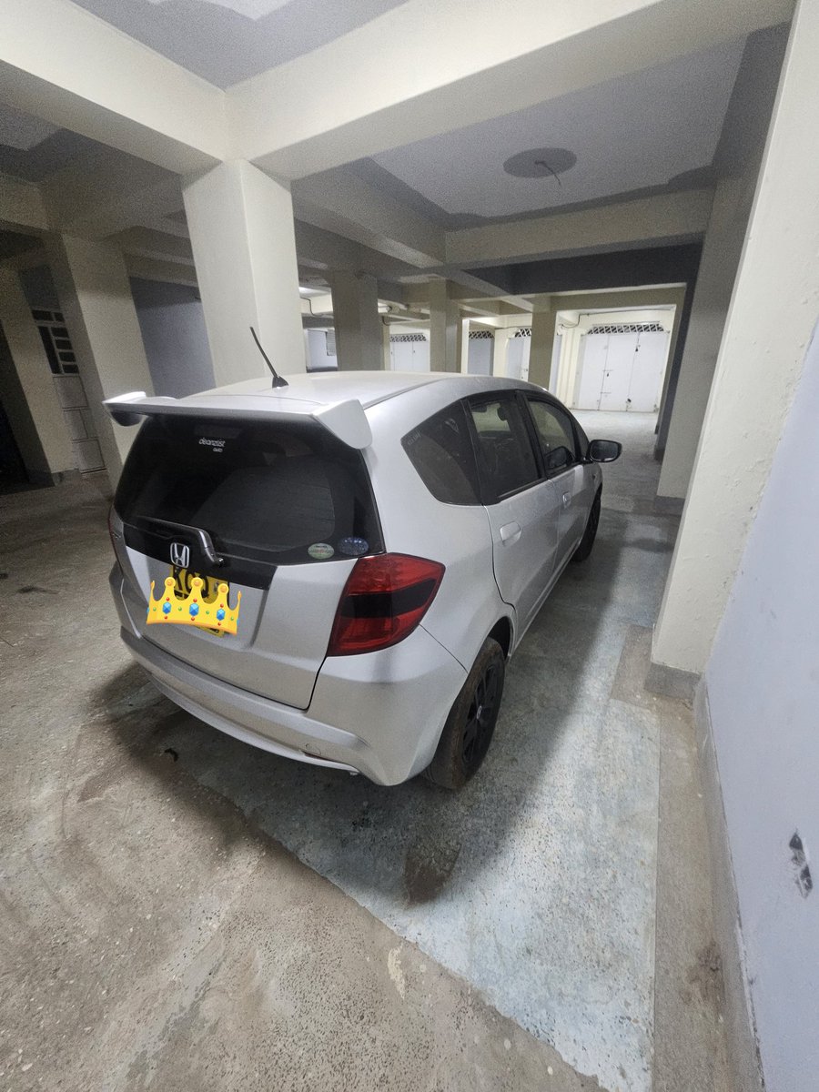 muturih1's tweet photo. 🔥 HONDA FIT 2011 FOR SALE 🔥
✅ Silver in color
✅ Accident free
✅ Alloy rims
✅ Stereo infotainment system
✅ Fuel efficient
✅ Automatic transmission
✅ Clean interior &amp; exterior
✅ Smooth engine performance
Asking 670k https://t.co/519QO96jfO