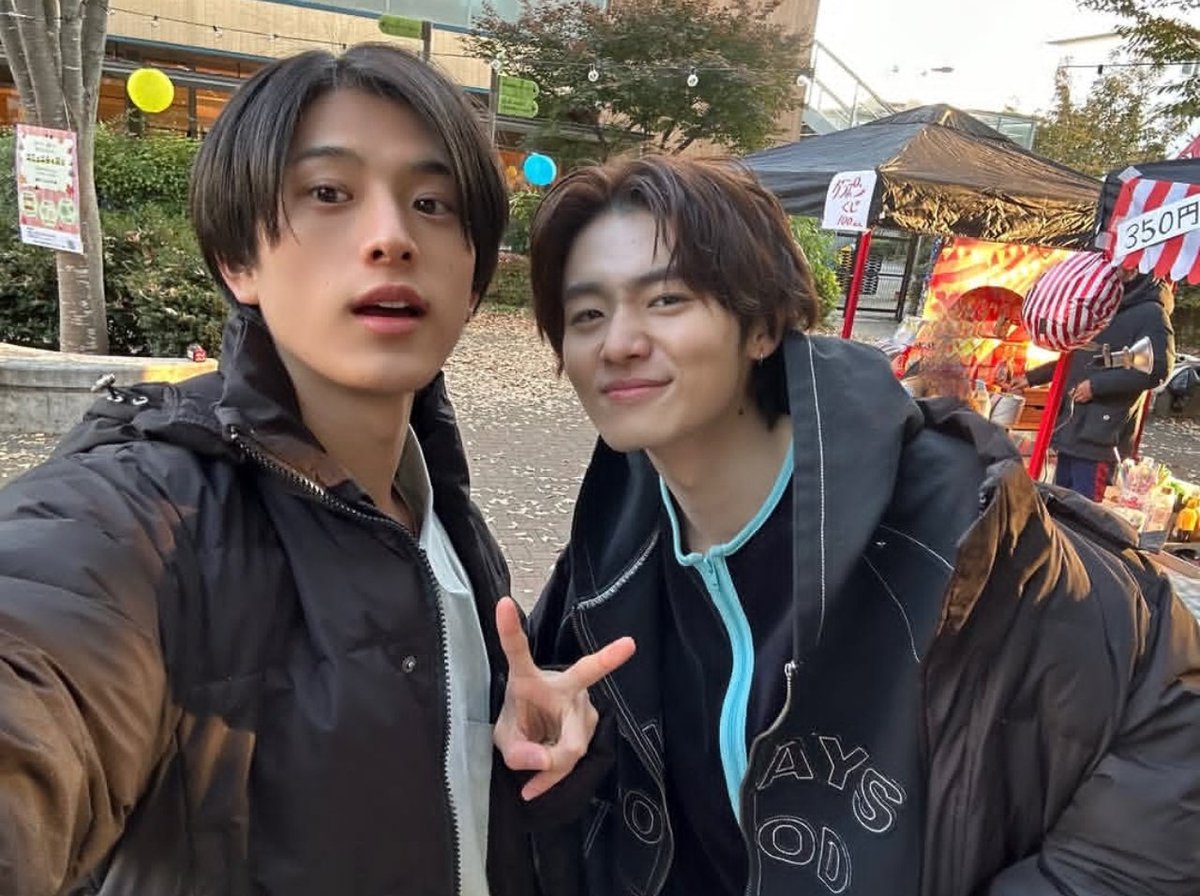 bleuminz's tweet photo. NEW HARUHARU PIC I MISS THEMMM https://t.co/Pjapq3P2Sk