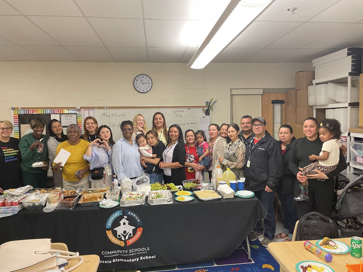 ArcolaES_CSL's tweet photo. Today was the last day of our adult English classes. After reviewing their tests, the students held a celebration to recognize their accomplishments in completing Level 2. https://t.co/nWcijbgDvO