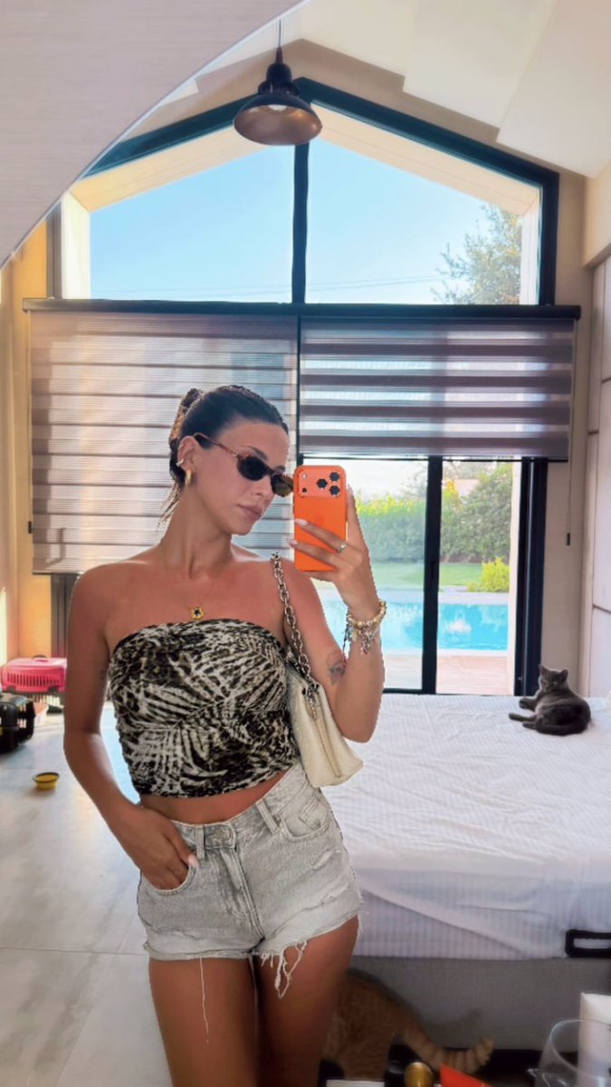 devrimozkanbr's tweet photo. 📲|#DevrimÖzkan Via Instagram Stories. https://t.co/6jKNsTR2S2