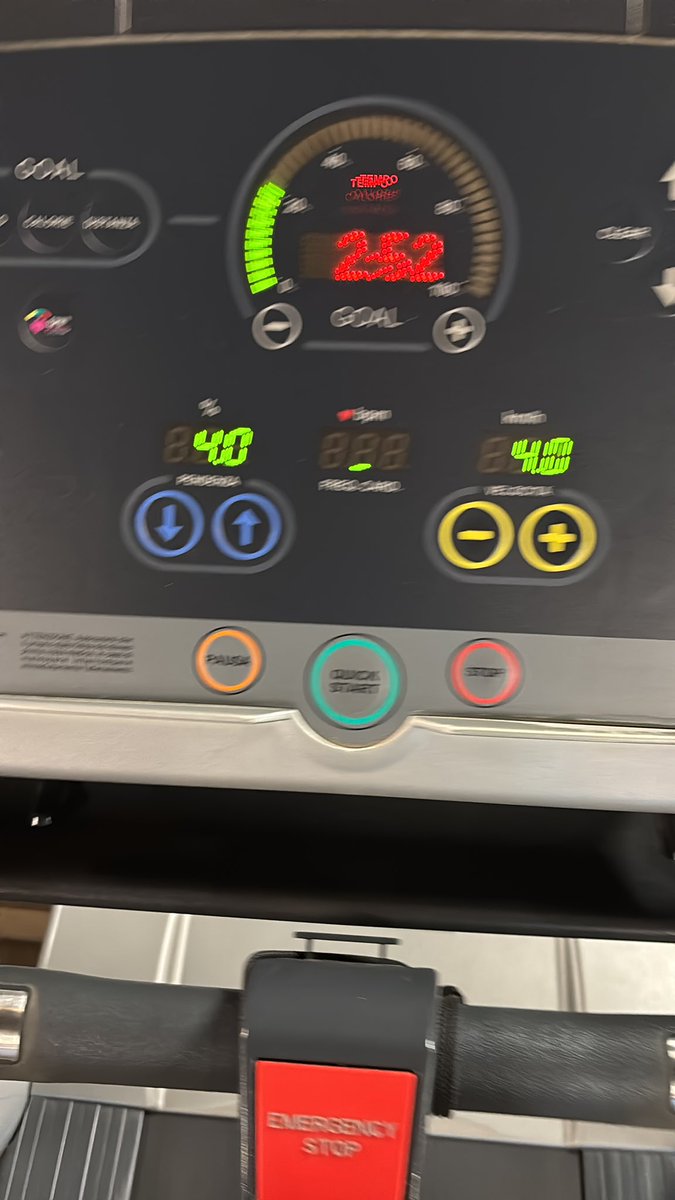 Quellodiinsta's tweet photo. Day 6 🏞️

- Doing exercises to clean my body 

See you tomorrow with: 
- Video presentation of your next AI cofounder 
- Super promo for X users 
- Some tips I learned as my first launch 🚀 https://t.co/ruf2nzVwBG