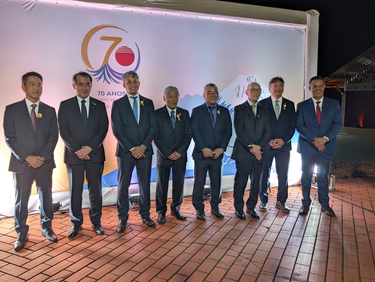 embaixadajapao's tweet photo. No sábado (23/5), o Embaixador NOGUCHI Yasushi participou da celebração dos 70 anos da Associação Nipo-Brasileira de Goiás (ANBG), em Goiânia. A entidade reúne mais de 700 famílias e tem papel fundamental na difusão da cultura japonesa e no fortalecimento dos laços Japão-Goiás. https://t.co/KLECHK13km
