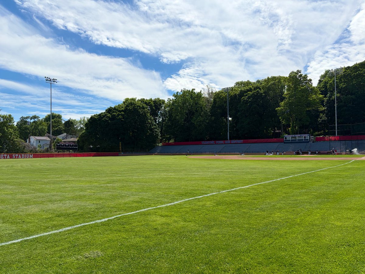 MTiscia's tweet photo. Calm before the storm pt2. Big one for @New_Canaan_Base today at Cubeta vs Trumbull FCIAC Semi-Final #NCPride ⚾️🐏⚾️ #ctbase https://t.co/pgYbM32XVW